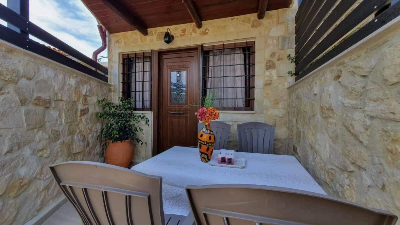 Вилла Dioni Stone House Petrokefalo Экстерьер фото